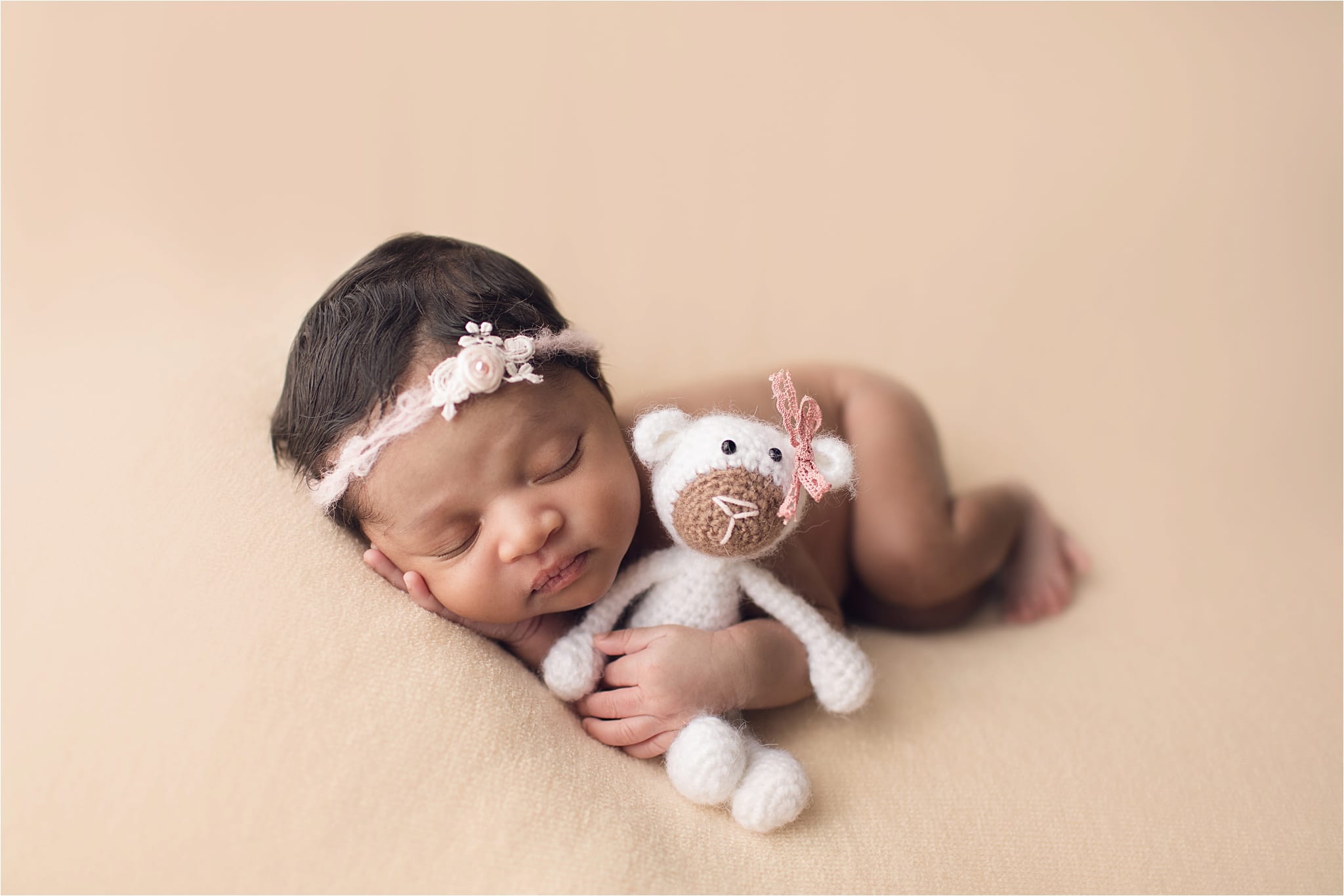 Long Grove Newborn Photographer | Agata Brannon Photography