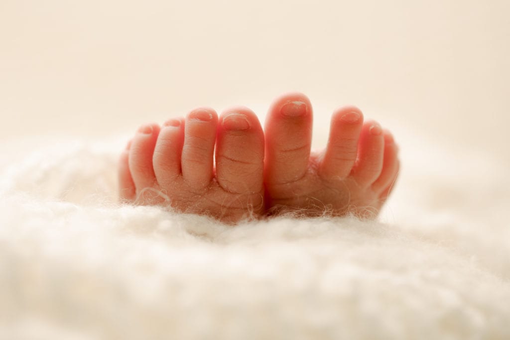 newborn toes 