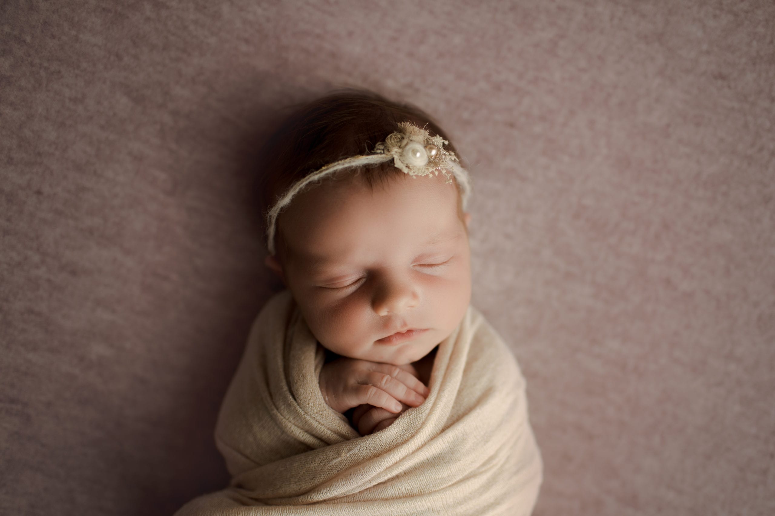 Arlington Heights newborn photographer