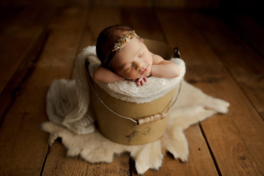 newborn photographer near me Chicagoland