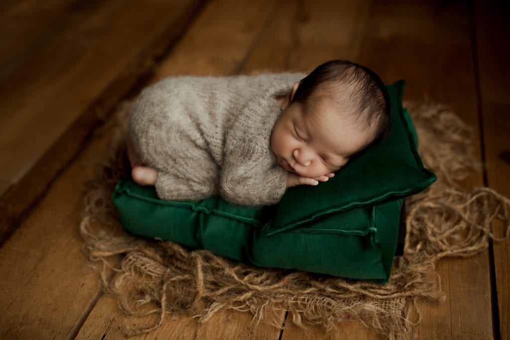 Chicagoland newborn photographer