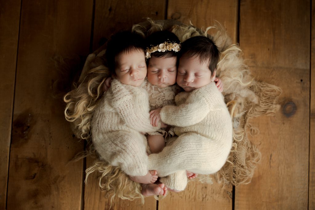 triplet newborn photographer Long Grove