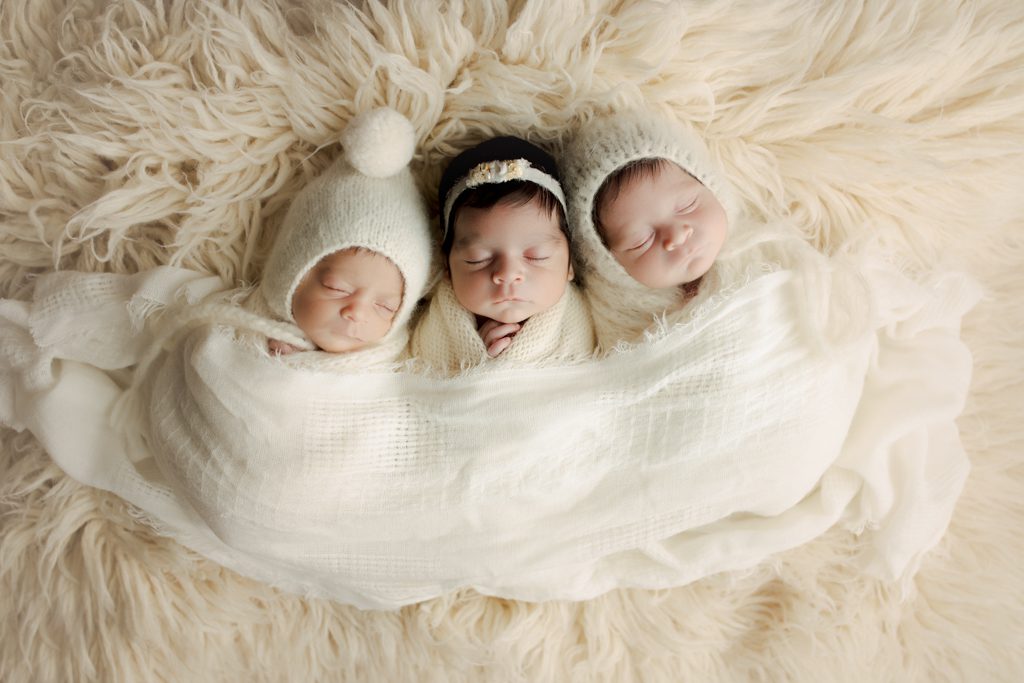 Chicago triplets newborn photographer