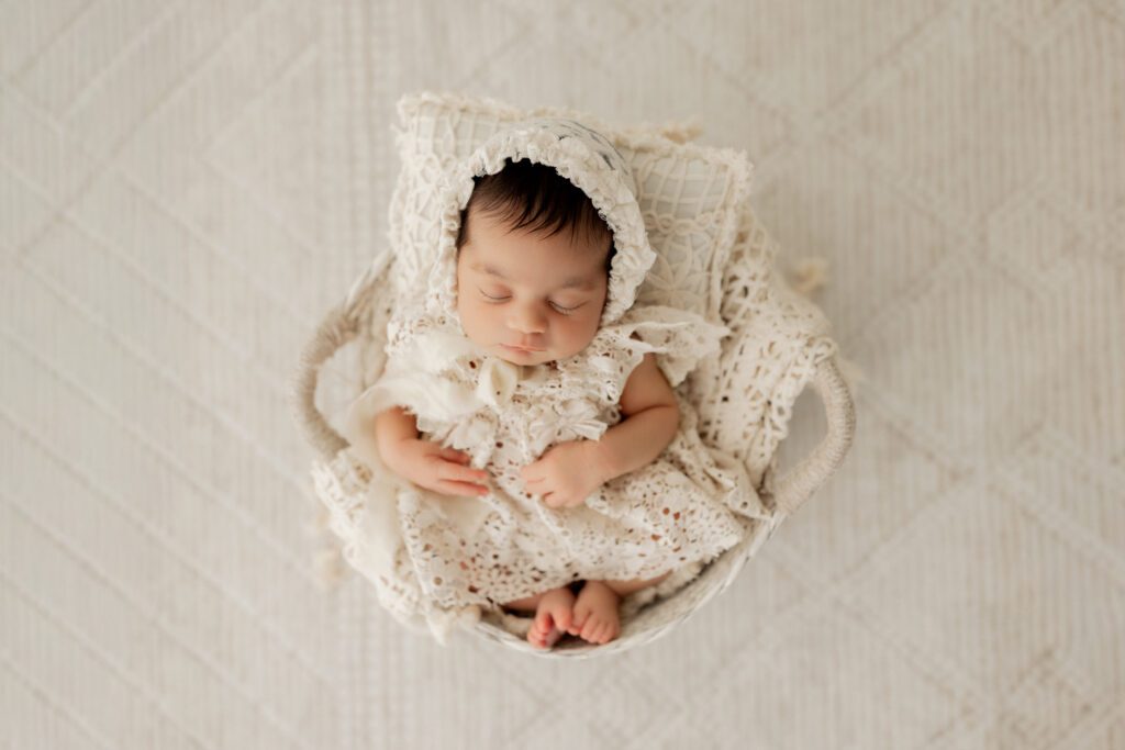 Chicago newborn photographer